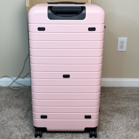 Away “Trunk” Luggage - Picture 3 of 10